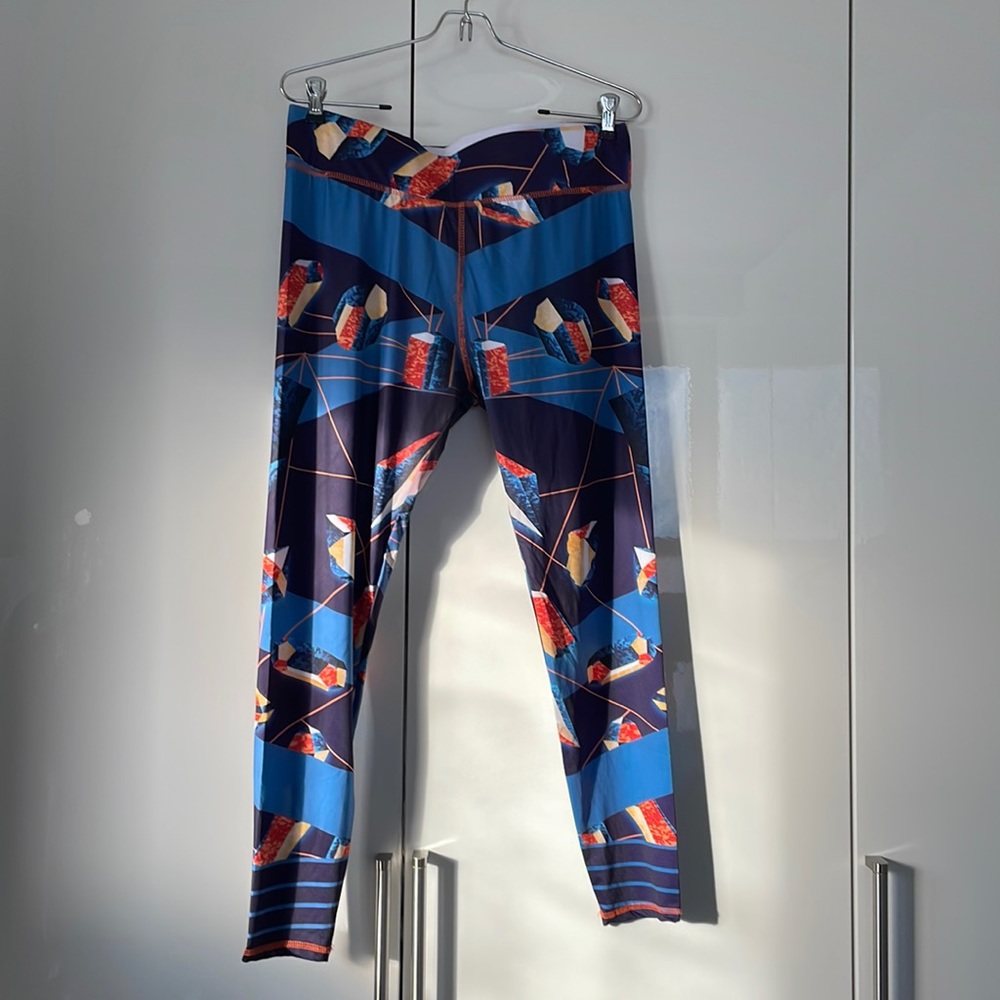 DOCEFIT Leggings Color-Blue/Orange/Yellow Size-Large/Extra Large NWT